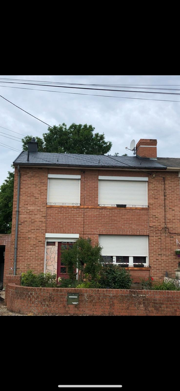 Peinture et traitement de façade Avant/ apres demoussage et nettoyage facade 59125